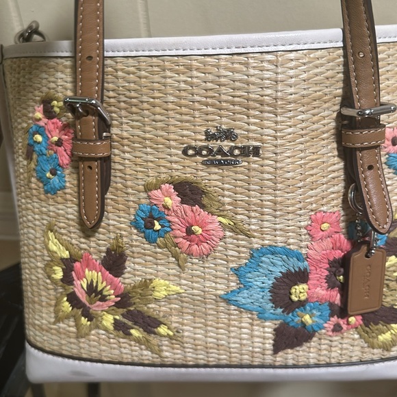 Coach straw floral embroidery purse and wristlet - Picture 2 of 10